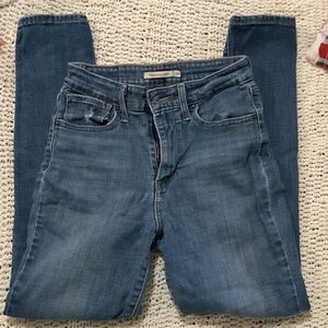 Levi 721 Classic Midwash Women’s Jeans